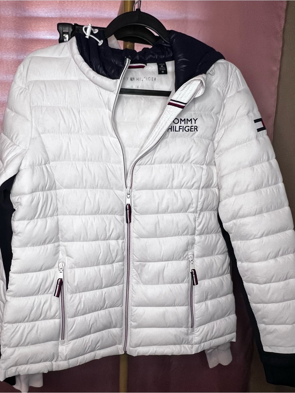 Tommy Hilfiger White Quilted Puffer Jacket with Navy Hood